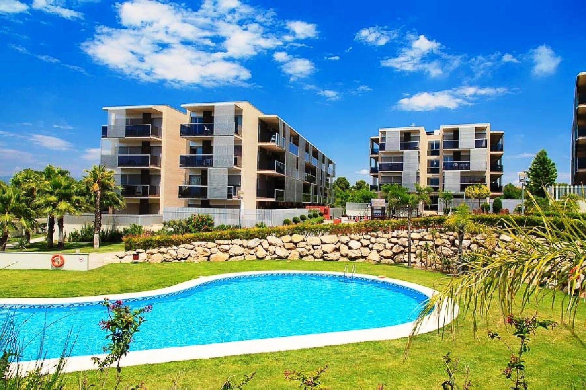 Paradise Village Litoral Costa Dorada Salou Exteriör bild